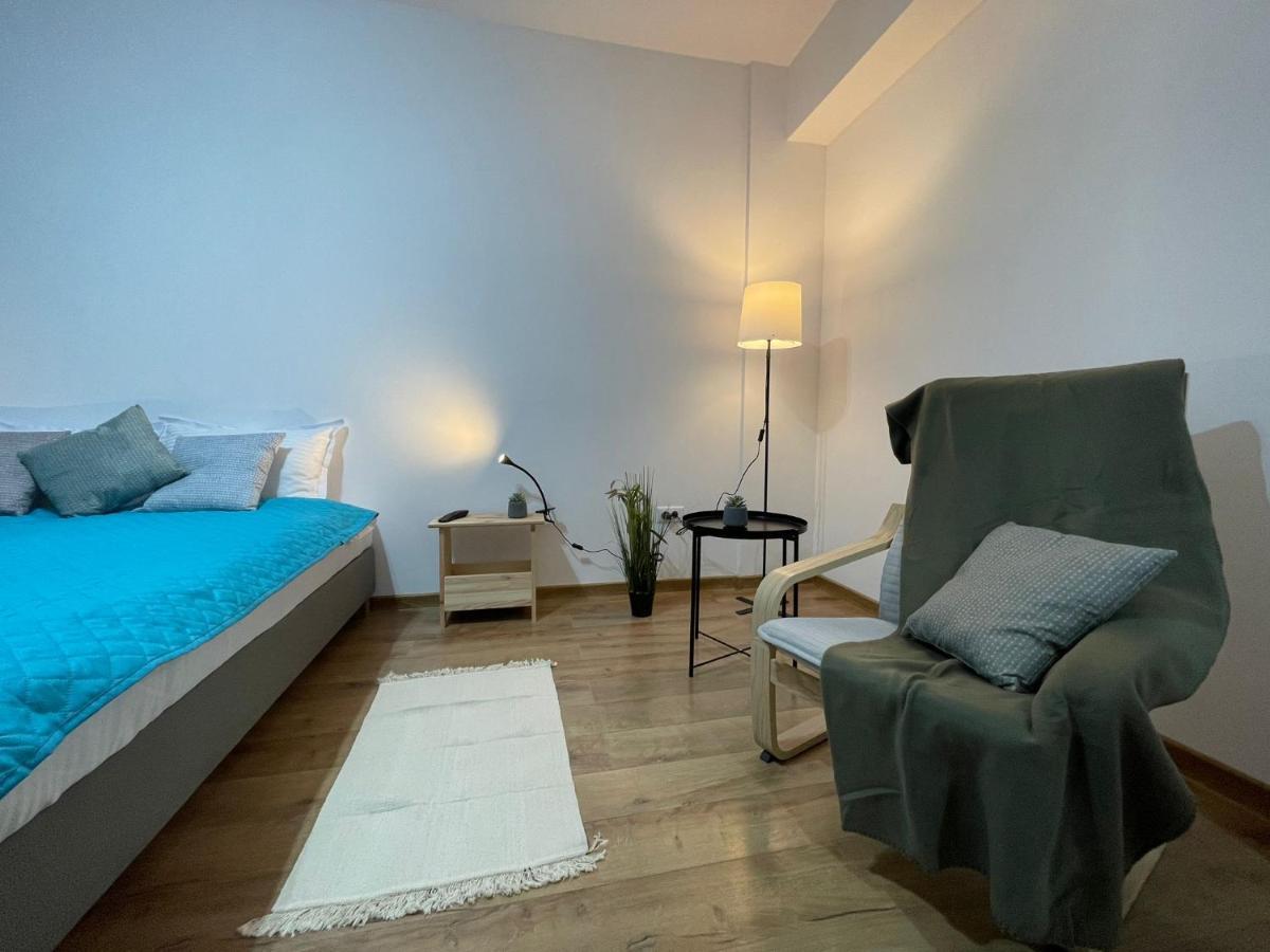 Luxury Q Residence Near Palas Mall Jászvásár Kültér fotó