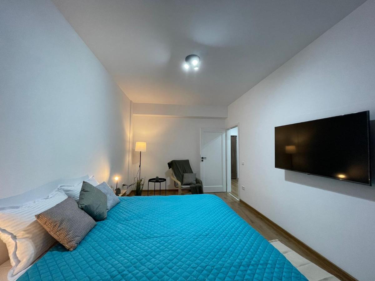 Luxury Q Residence Near Palas Mall Jászvásár Kültér fotó